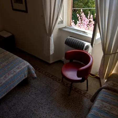Ristorante La Vignetta מלון צ'רנוביו