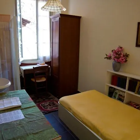 Ristorante La Vignetta מלון 3*