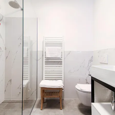 فندق Ristorante La Vignetta تْشيرنوبيو