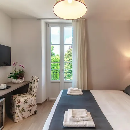 Ristorante La Vignetta فندق تْشيرنوبيو